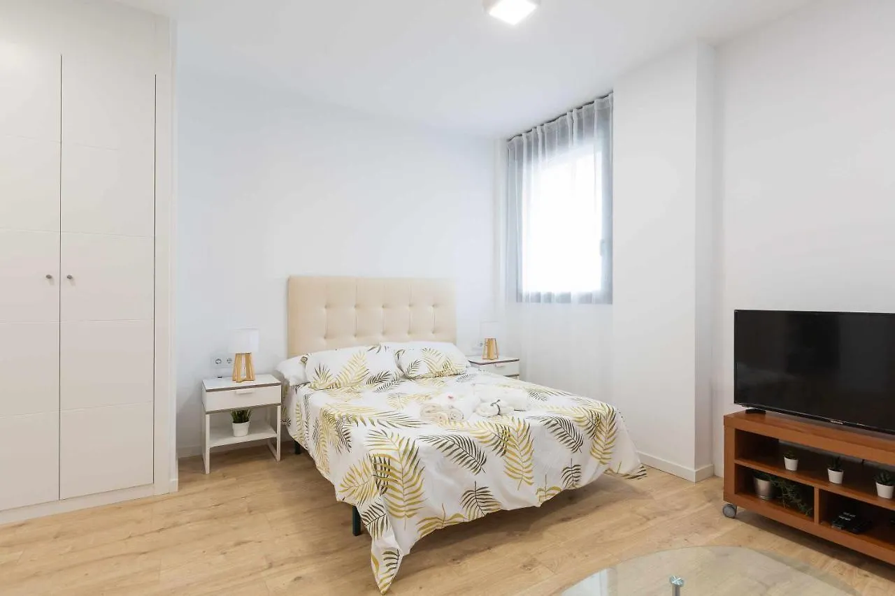 Cosmopolitan Loft & Malaga Beach España